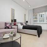 Modern Apartments With Air Conditioning In Warsaw Close To Three Parks By Renters Prestige