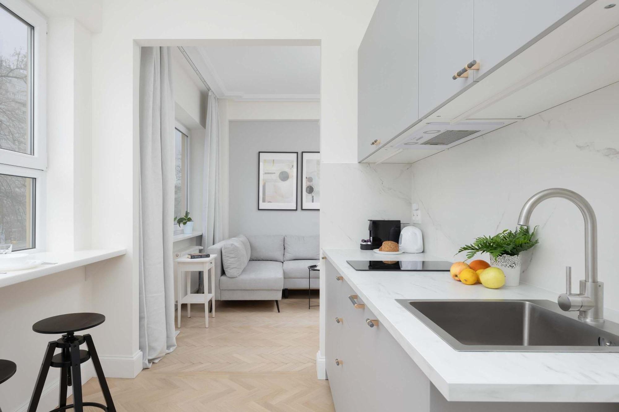 Modern With Air Conditioning In Close To Three Parks By Renters Prestige Warszawa