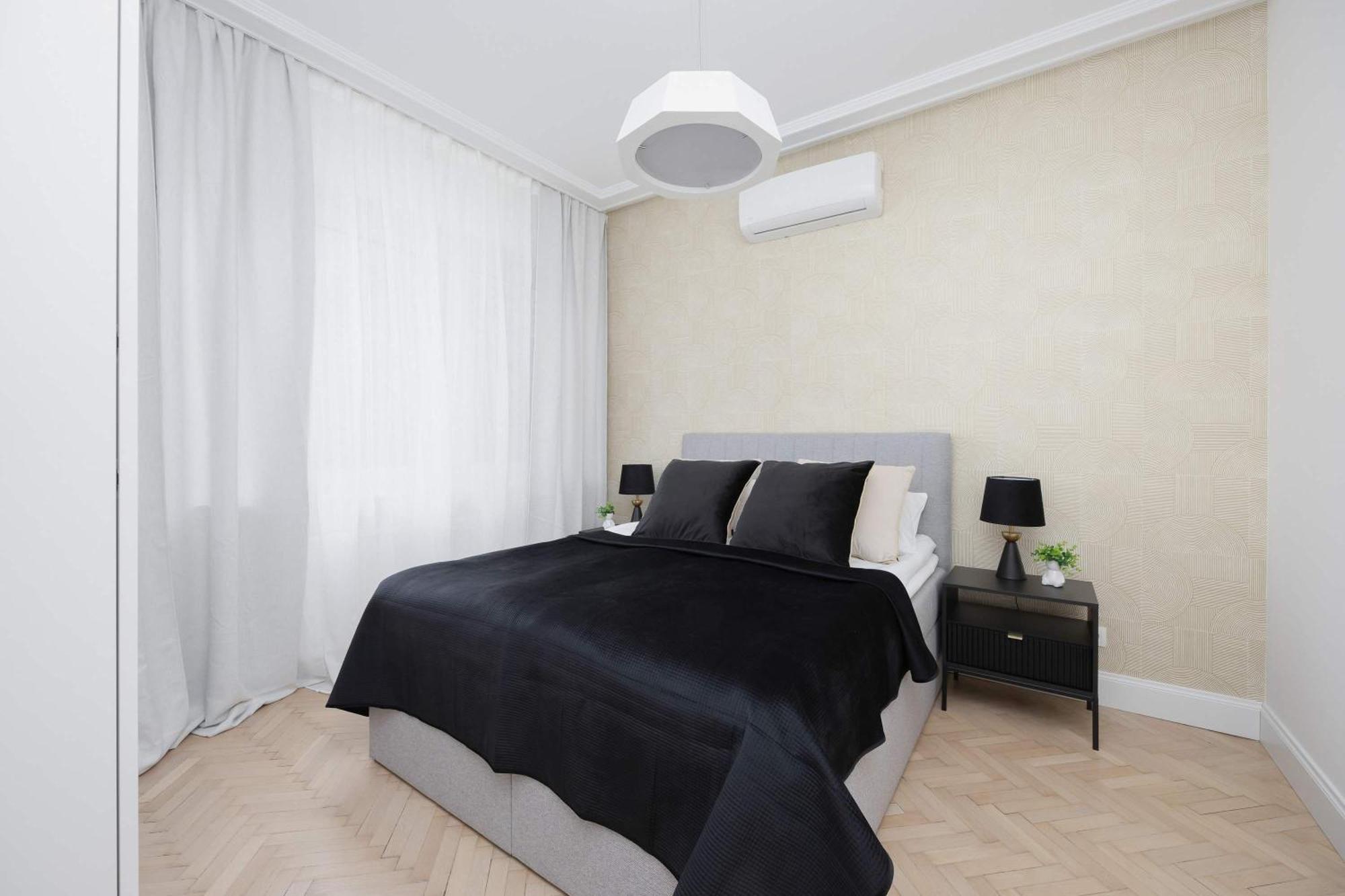 Lägenhet Modern With Air Conditioning In Close To Three Parks By Renters Prestige